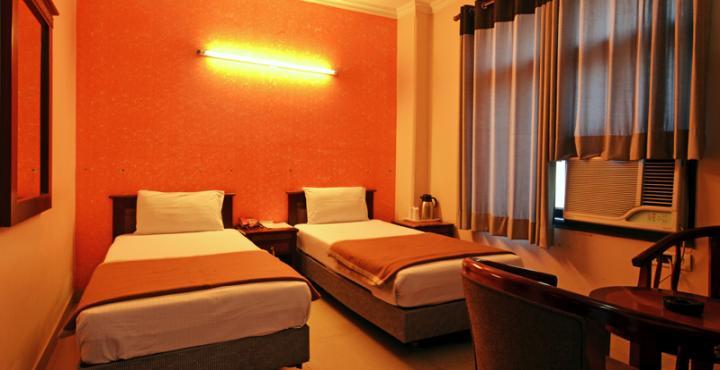 Hotel Sunrise Дели Экстерьер фото