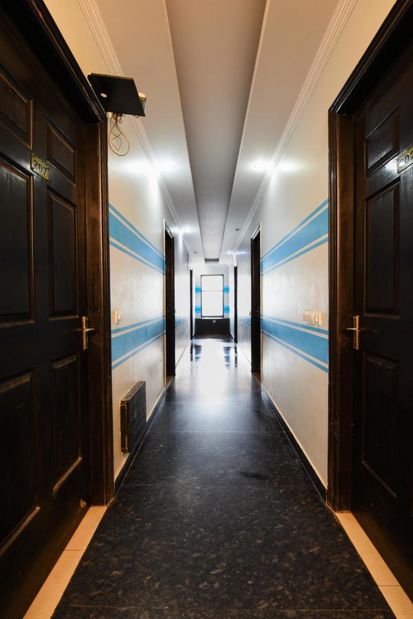 Hotel Sunrise Дели Экстерьер фото
